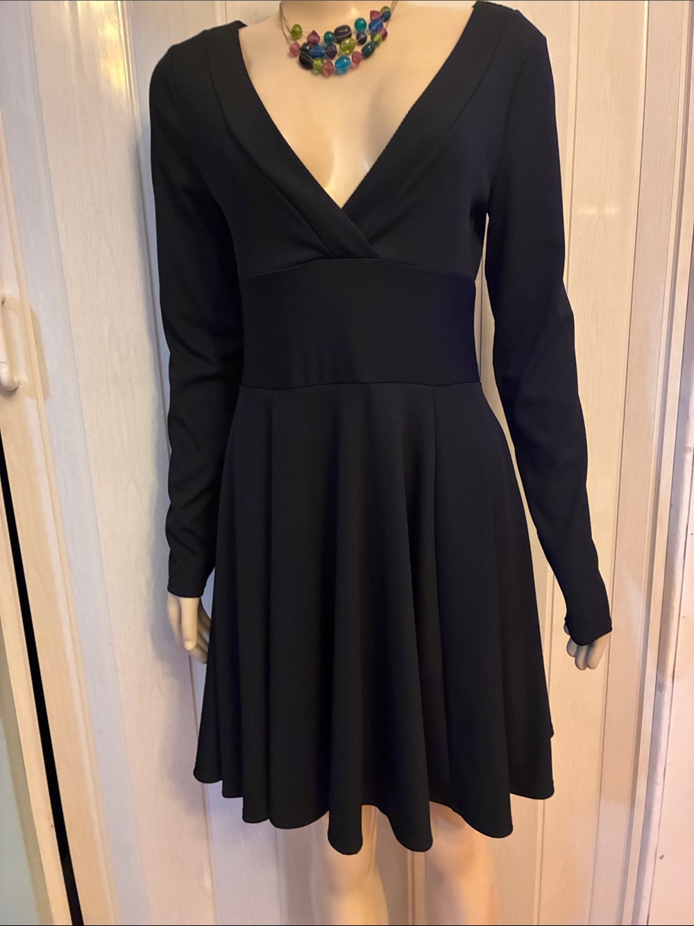 Guess Black Long-Sleeve V-Neck Fit-and-Flare Dress